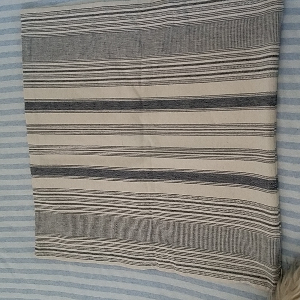 Ralph Lauren Home 18 inch pillow cover